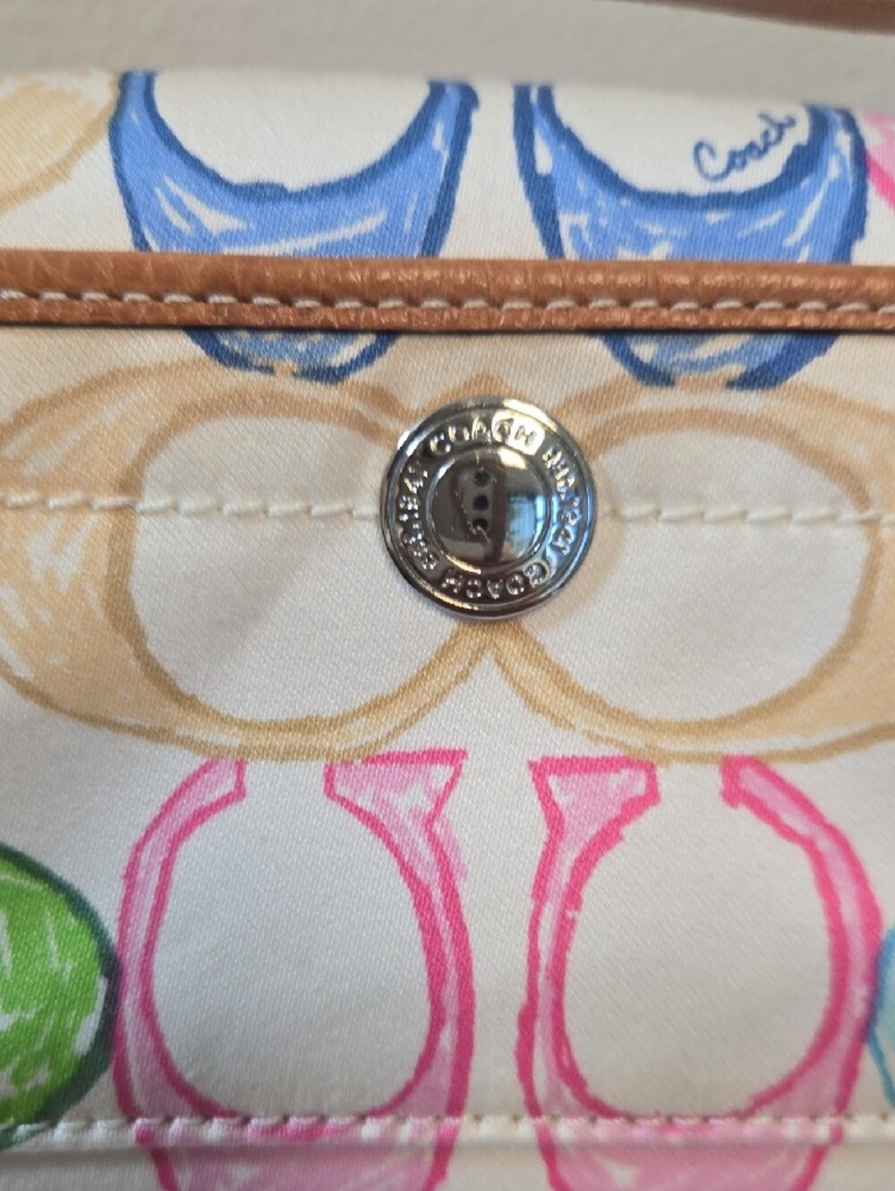Vintage Coach Scribble Multicolor Signature Canvas Shoulder Bag - Picture 6 of 9